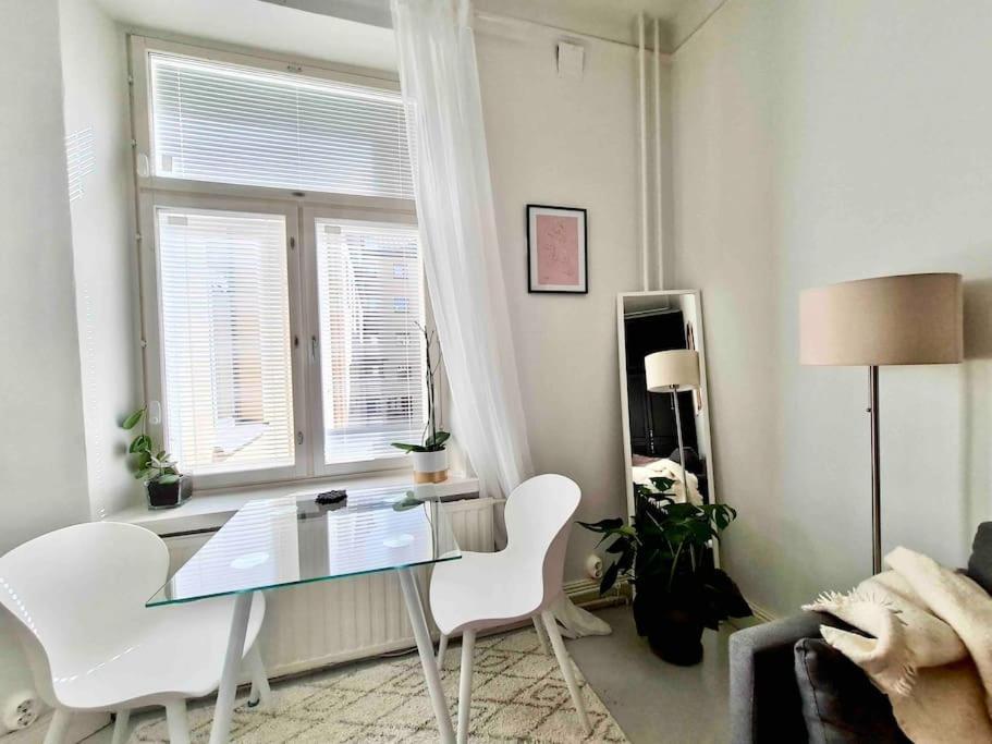 Stylish Studio In Downtown Helsinki Helsínquia Exterior foto