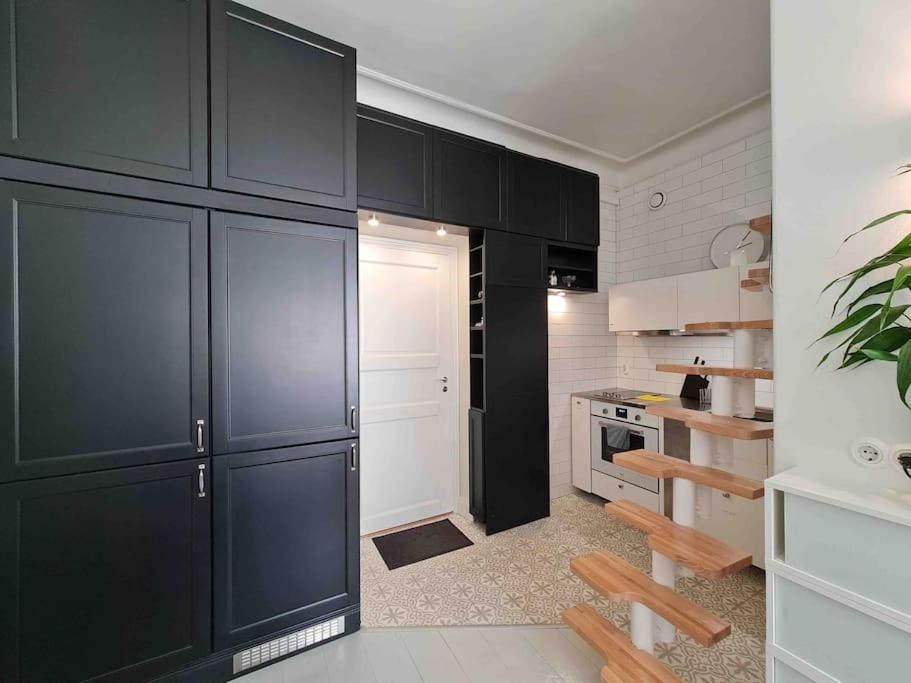 Stylish Studio In Downtown Helsinki Helsínquia Exterior foto